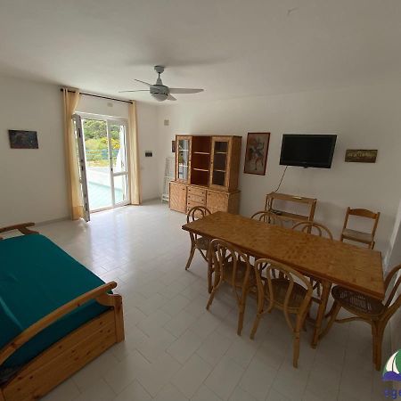 Magi - Appartamenti Maga Circe Ponza Exterior foto