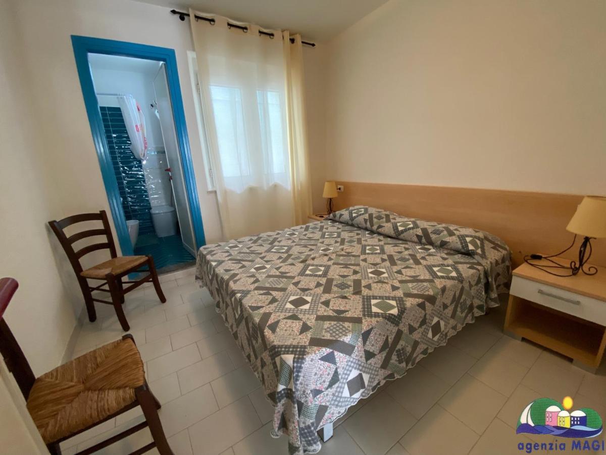 Magi - Appartamenti Maga Circe Ponza Exterior foto