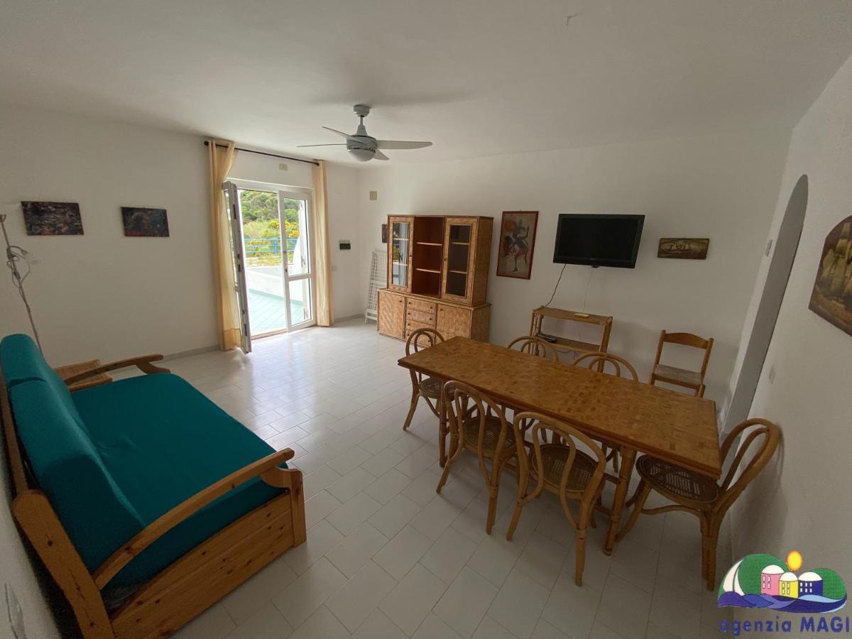 Magi - Appartamenti Maga Circe Ponza Exterior foto