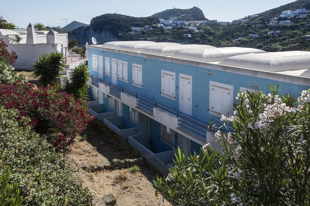 Magi - Appartamenti Maga Circe Ponza Exterior foto